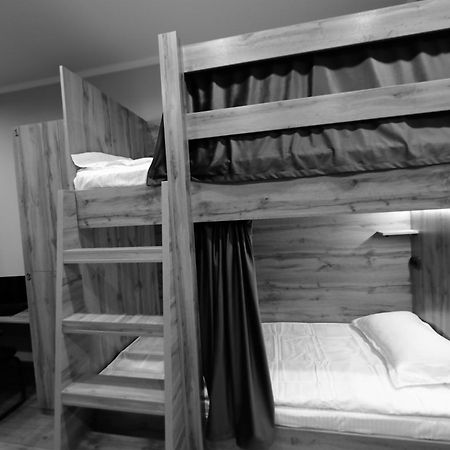 Cozy Hostel บิชเคก ภายนอก รูปภาพ