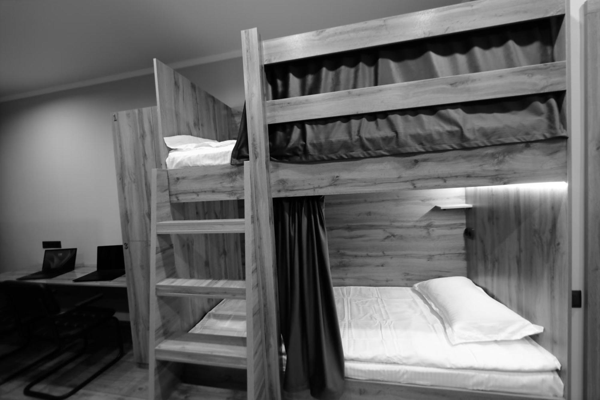 Cozy Hostel บิชเคก ภายนอก รูปภาพ